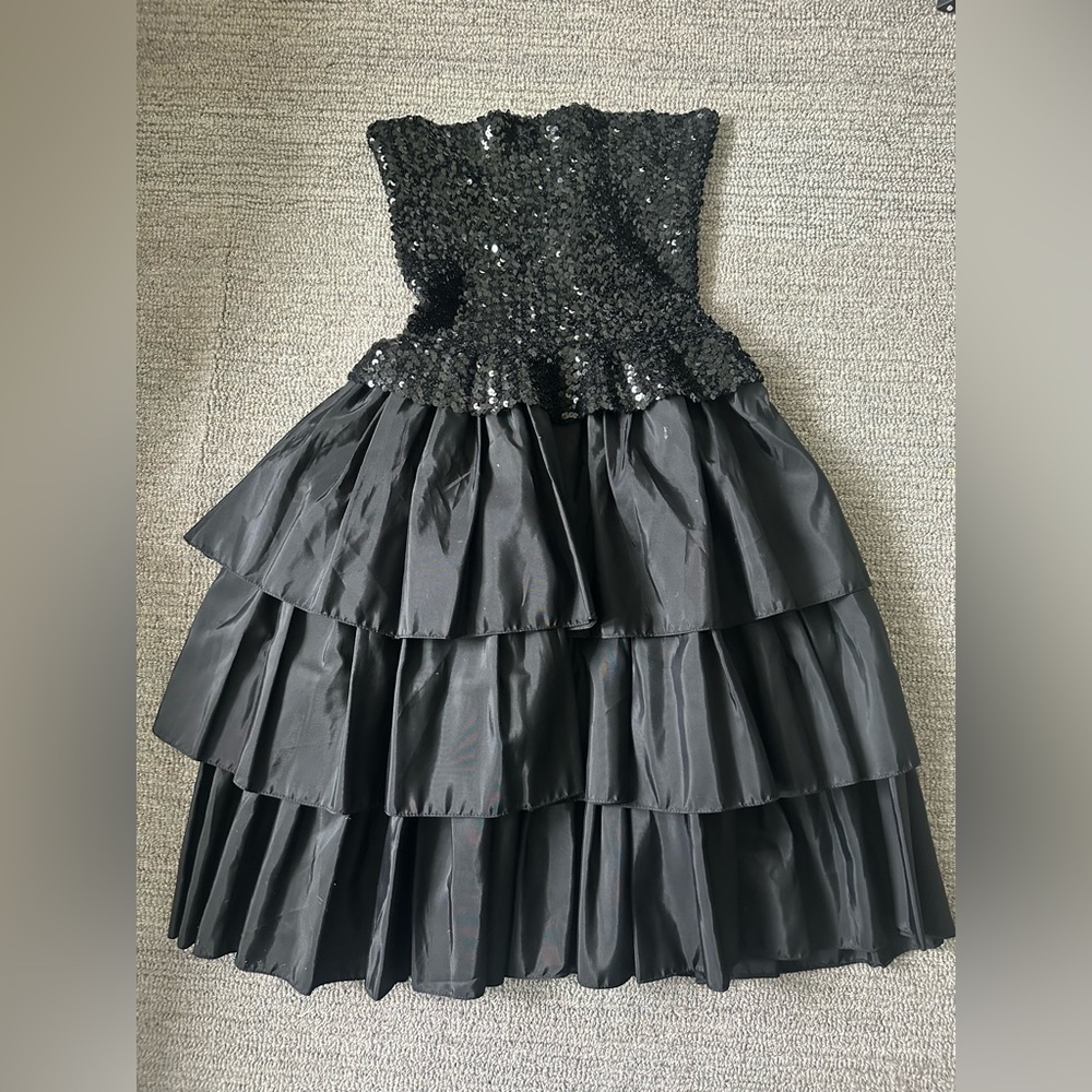 Vintage Flirtations by Alfred Angelo Black Sequin Tiered Strapless Dress